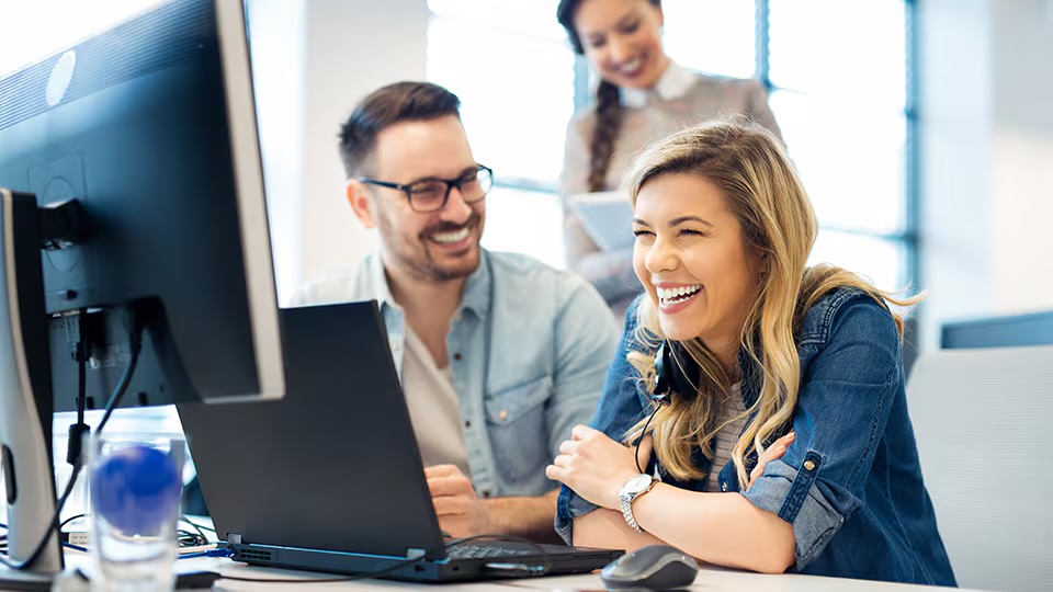 MCNC team collaborating